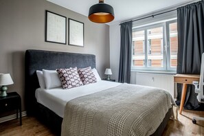 2 bedrooms, iron/ironing board, WiFi, bed sheets - Fantastic Prenzlauer Berg 2BR, by Blueground (Berlin)