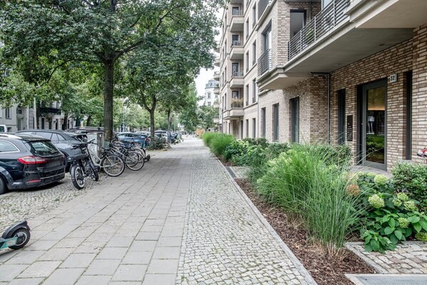 Property grounds - Fantastic Prenzlauer Berg 2BR, by Blueground (Berlin)