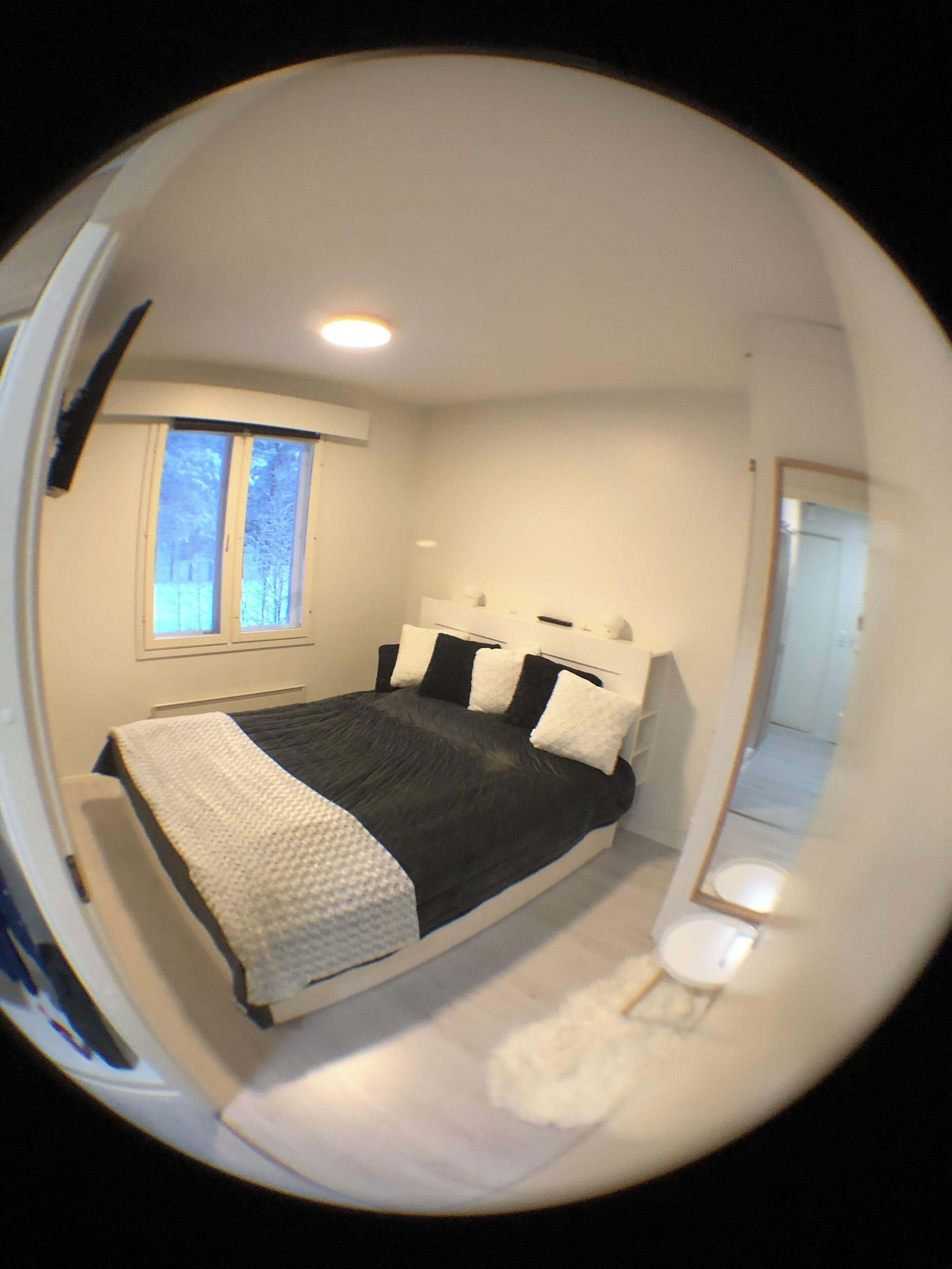 2 chambres, fer et planche à repasser, Wi-Fi, draps fournis