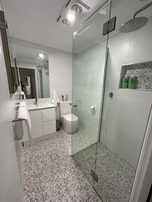 Hair dryer, towels