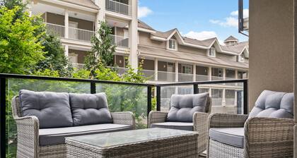 Oasis on Mara lake in 2 bedroom, 2 bathroom condo. Pool and Boat Slip