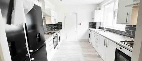 1 bedroom, desk, soundproofing, free WiFi