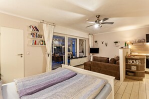 1 chambre, fer et planche à repasser, Wi-Fi gratuit, draps fournis