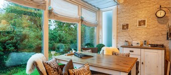 Studio Apartment "Bergidyll" with Mountain View, Shared Terrace & Wi-Fi