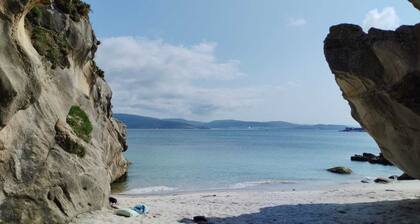 3 bedroom house near beach lighthouse hiking trail