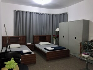 3 chambres, fer et planche Ă repasser, Wi-Fi, draps fournis