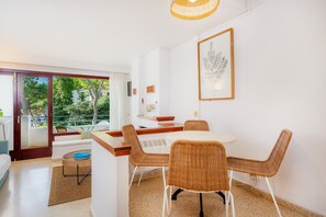 Dining - Holiday Apartment "Ferrera Suite" with Shared Pool, Private Terrace & Wi-Fi (Cala Ferrera)