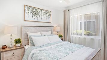 4 bedrooms, desk, iron/ironing board, travel cot