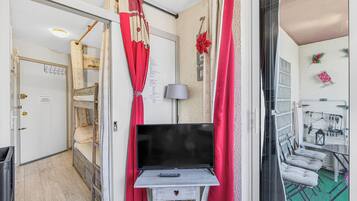 1 bedroom, free WiFi