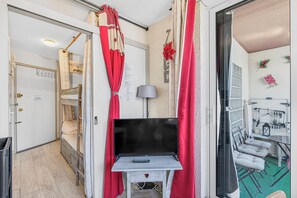 1 bedroom, free WiFi
