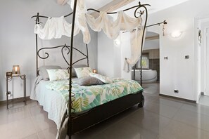 4 bedrooms, iron/ironing board, free WiFi