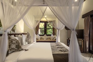 Deluxe Villa, 4 Bedrooms, Private Pool, Garden View | 4 bedrooms, premium bedding, in-room safe, desk - Villa Gading by Alfred in Bali (Seminyak)