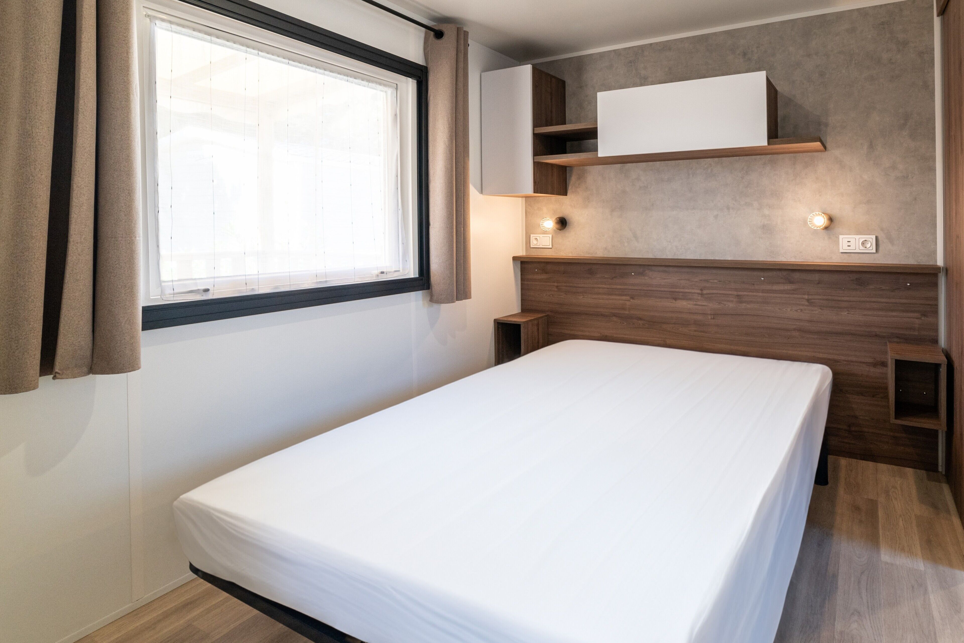 3 chambres, fer et planche à repasser, Wi-Fi gratuit, draps fournis