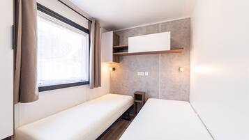 3 quartos, ferros/tábuas de passar roupa, Wi-Fi de cortesia