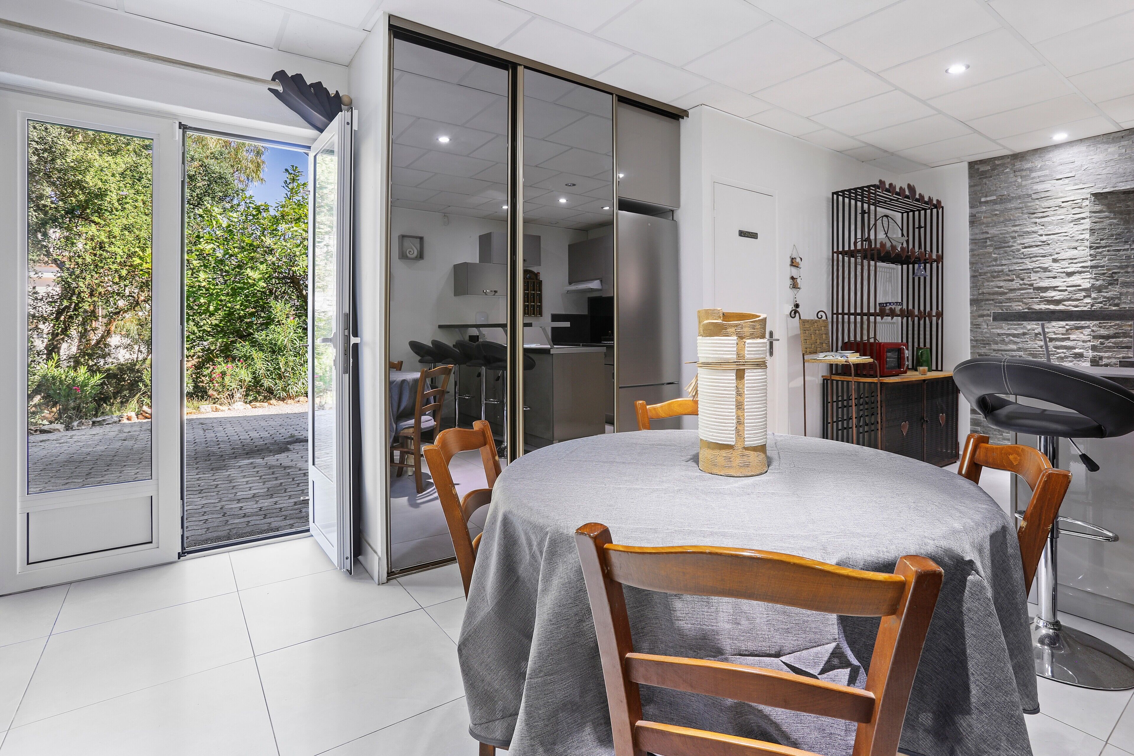 تناول الطعام