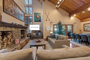 Smart TV, fireplace - Falcon Lodge - Ski in/ski out Beaver Creek (Beaver Creek)