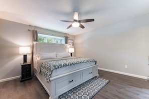 3 bedrooms, in-room safe, iron/ironing board, free WiFi