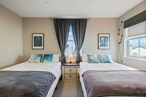 4 bedrooms, in-room safe, iron/ironing board, free WiFi - TM Model home 4BR&4039sq 🌸 Per Weddings & Family Gatherings 19min fr Sacramento  (Elk Grove)