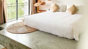 Habitación Deluxe doble, 1 cama de matrimonio grande, vistas a la montaña, junto a la playa | Balcón