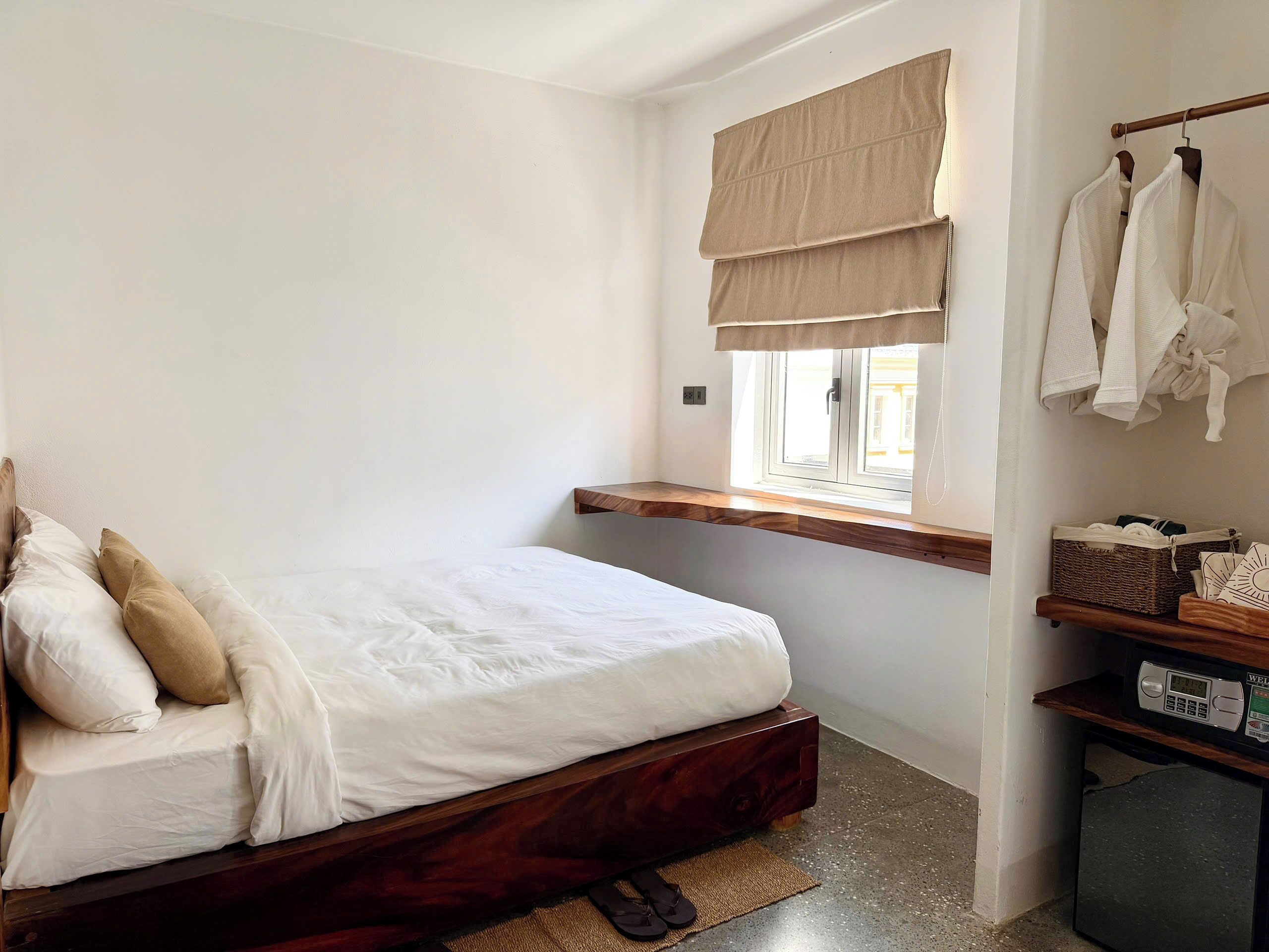 Signature Double Room, 1 Queen Bed, Beachside | Bathroom | Hair dryer, bathrobes, slippers, bidet