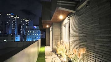 Family Suite | 1 bedroom, free WiFi