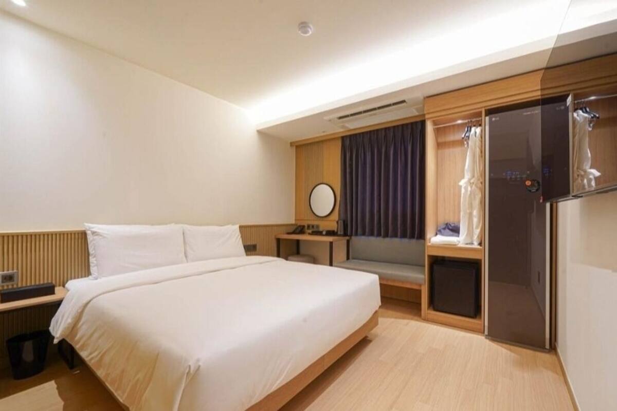 ห้องสแตนดาร์ด, เตียงควีนไซส์ 1 เตียง, ปลอดบุหรี่ | Wi-Fi ฟรี