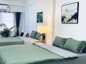 4 bedrooms, desk, iron/ironing board, free WiFi