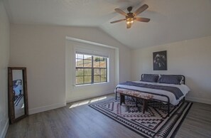 5 soverom, strykejern/-brett, reiseseng for barn og wi-fi