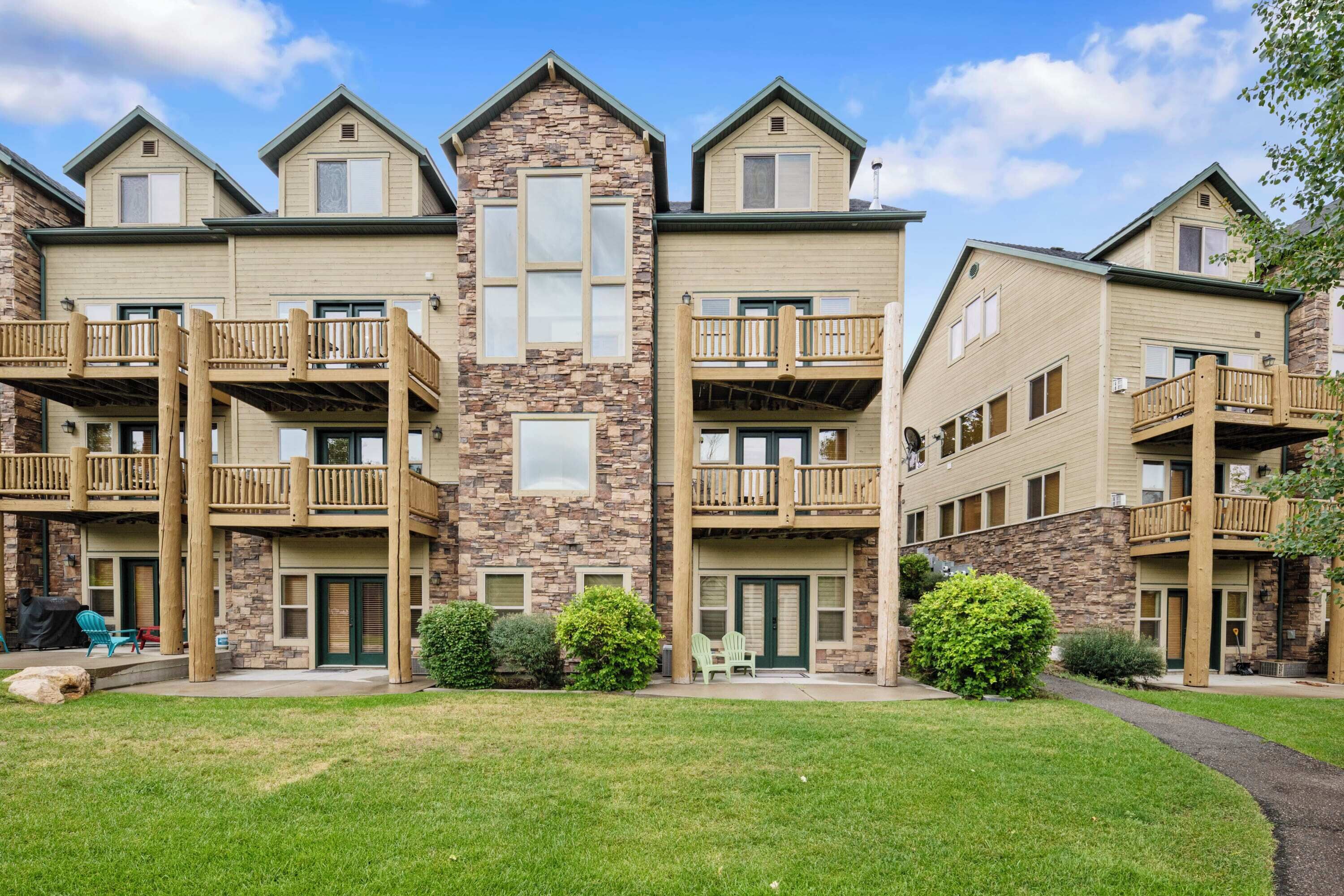 Dream Mountain & Lake Getaway l Timberline by Stay