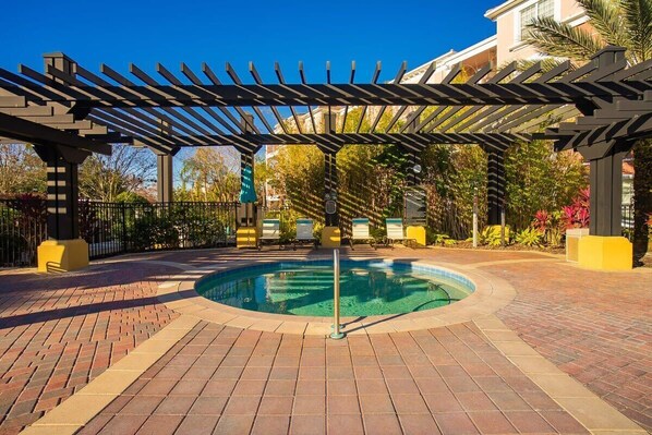 Piscine couverte, piscine chauffée