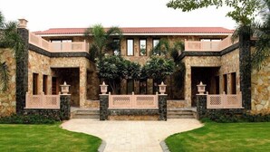 Exterior - Vikrama Heritage Resort Pavagadh (Halol)