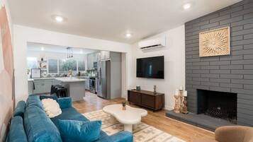 Téléviseur connecté, bureau