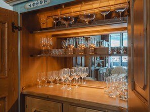 Bar (in der Unterkunft)