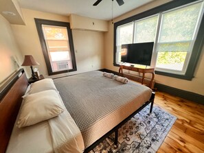 5 多间卧室、熨斗/熨衣板、WiFi、床单