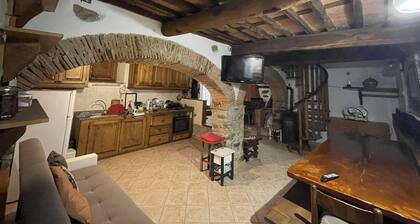 House strategically located to discover the wonderful Garfagnana.