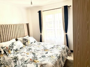 2 Schlafzimmer, Bügeleisen/Bügelbrett, WLAN, Bettwäsche