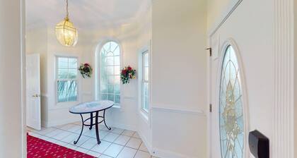 Four Bedroom, 3 Baths, Avian Forest, Scenic View