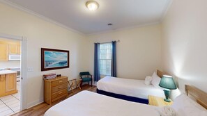 4 habitaciones, internet y ropa de cama