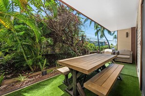 Property grounds - Big Island Lunapule Condos 104 2 Bedroom Condo (Kailua-Kona)
