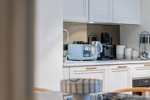 冰箱、烤箱、炉灶、洗碗机