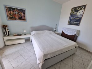 1 slaapkamer, reisbedje, gratis wifi, beddengoed