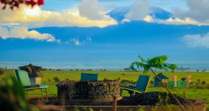 Amanya Tent Sleeps 2 Near Wildlife