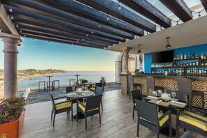 Restaurant - Vista Encantada by VRHOST (Cabo San Lucas)