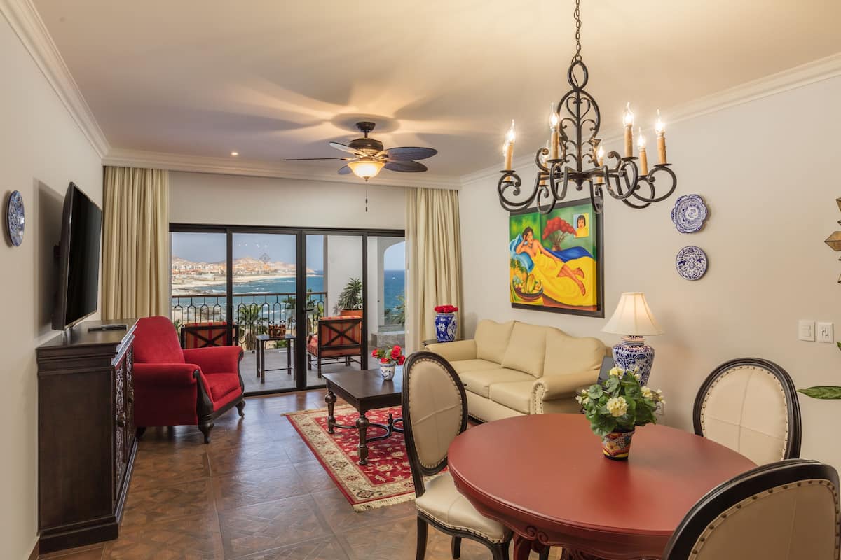 Comfort Condo, 2 Bedrooms, Balcony, Ocean View | Living room | 55-inch TV with digital channels