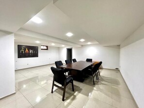 Business centre - 8 Queen Tamar Ave (Tbilisi)