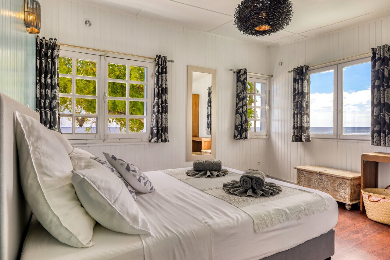 5 makuuhuonetta, silitysrauta/-lauta, vauvan matkasänky, Wi-Fi