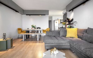 Living area - Varkiza Sea Front Residence (Vari)