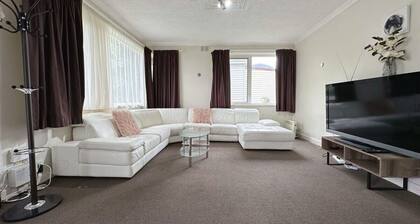 Econo Lodge near Hobart City and Salamanca Market