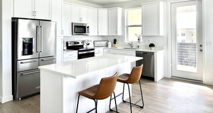 Top Floor Luxury Condo