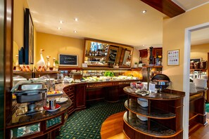 Tägliches inbegriffenes Frühstücksbuffet